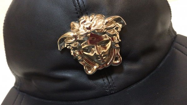 極上レア◎極美品◇VERSACE 2015 PROSLK レザー×メデューサ キャップ