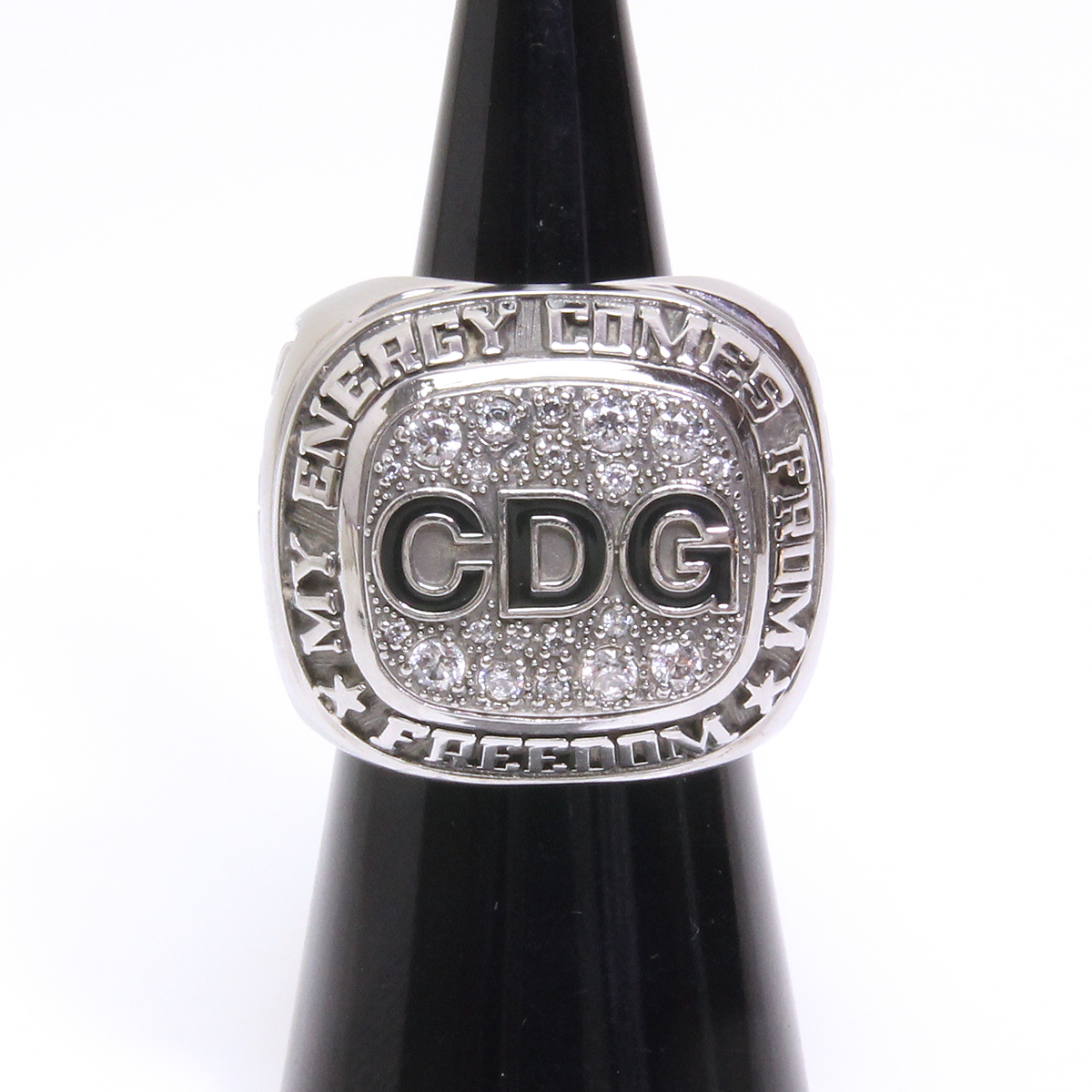 コムデギャルソン チャンピオンリング 指輪 CDG ロゴ ラインストーン 