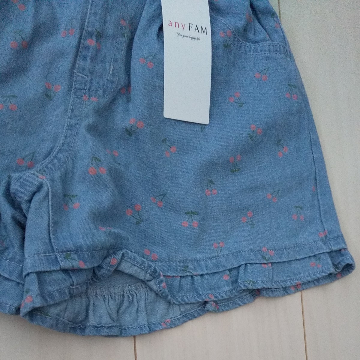 エニィファムキッズ 130 新品 ショートパンツ さくらんぼ 女の子 キュロット