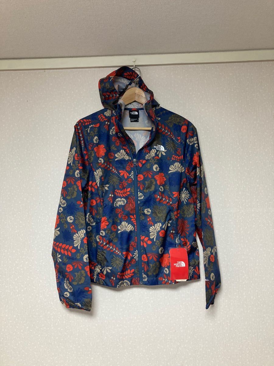 新品☆海外限定 ノースフェイス 花柄ウインドブレーカー S☆散歩