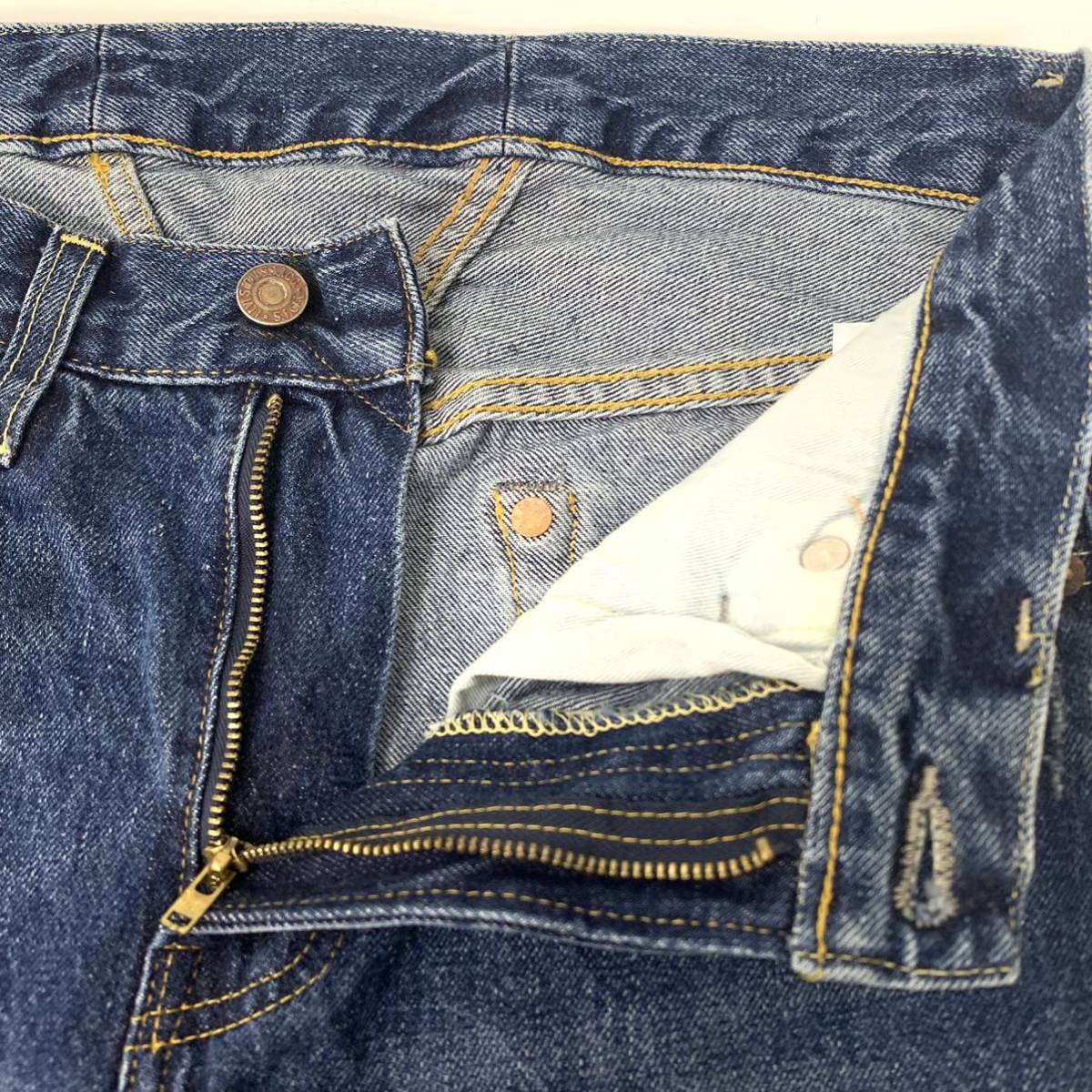 LEVI'S VINTAGE CLOTHING LVC リーバイス　ヴィンテージ　クロージング 501ZXX 1954年モデル　復刻　赤耳　ジーンズ　 W29 カスタムスリム