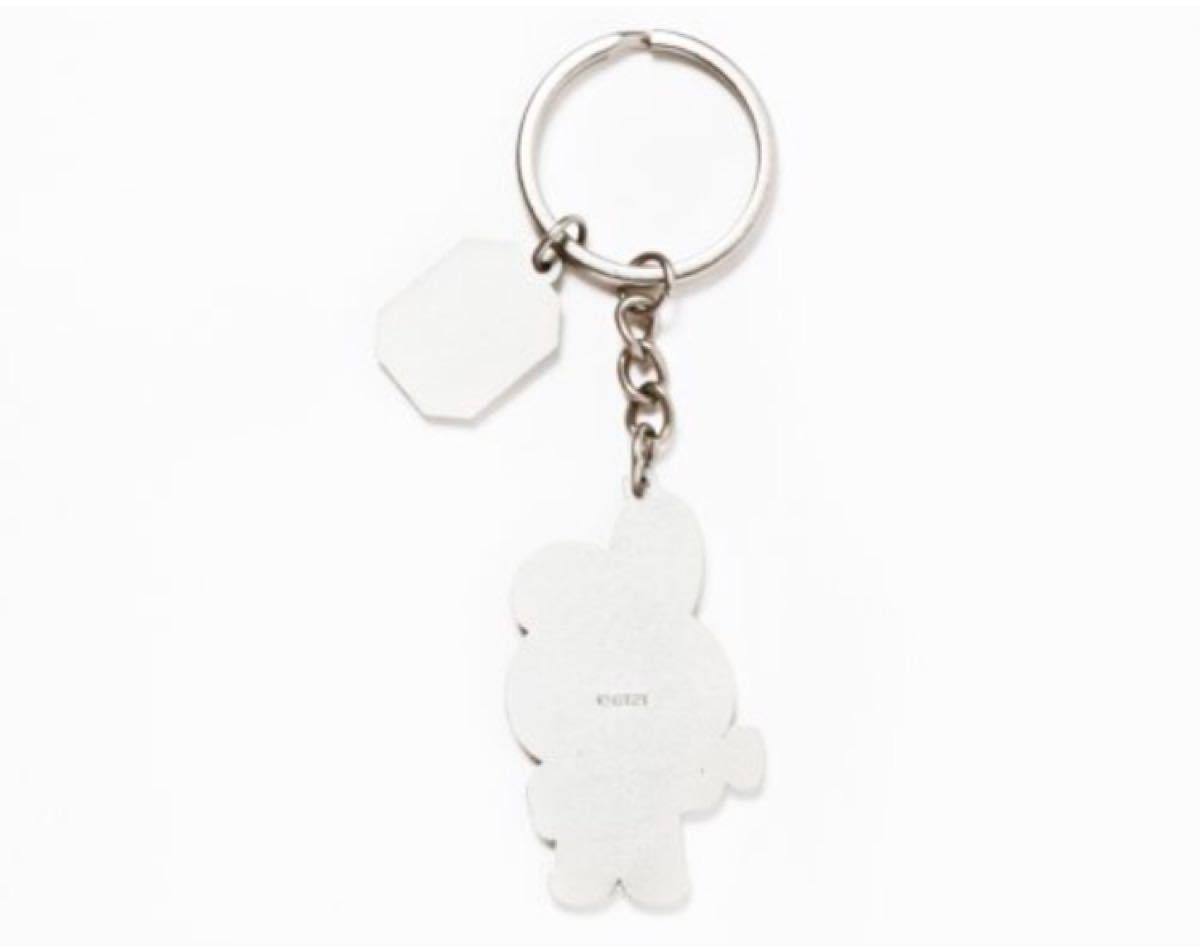 ★専用★BTS ジョングク グク うさぎ モノトーンキーリング バッグチャーム 新品未開封品 BT21 イニシャルキーホルダー COOKY BTS