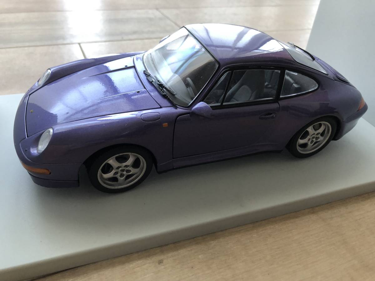 UT models 1/18 PORSCHE 911 CARRERA S Coupe(993)UTモデル ポルシェ