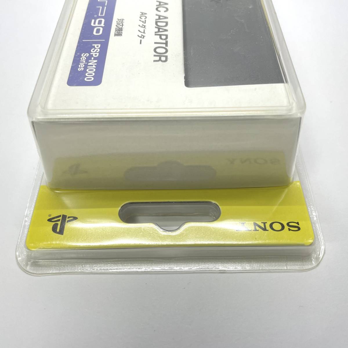 [ unopened ] PSPgo AC adaptor ( charger / power supply adapter ) original [PSP-N100] [PSP-N1000 exclusive use ]