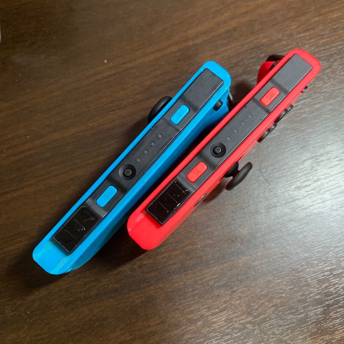 Nintendo Switch ジョイコン L R ネオンブルー ネオンレッド