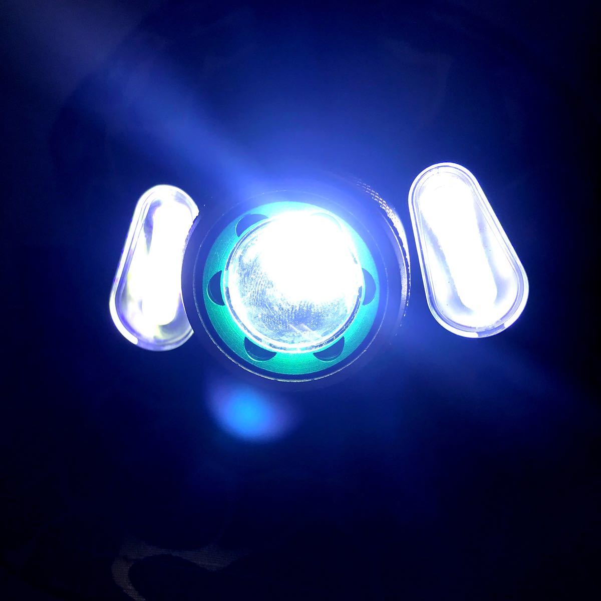 LEDヘッドライト ヘッドランプ USB 電池付 高輝度 作業灯 夜釣り 登山 充電式 軽量 作業灯 ワークライト