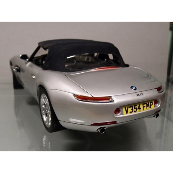 007 ○ BMW Z8 ボンドカー ○ 1/12 京商 左右ミサイル可動 幌開閉