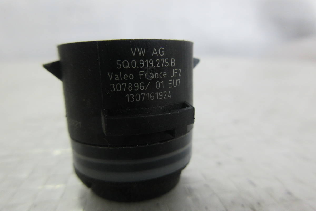 アウディ VW PDC センサー バンパー 　5Q0919275B　（210903-L112)_画像1