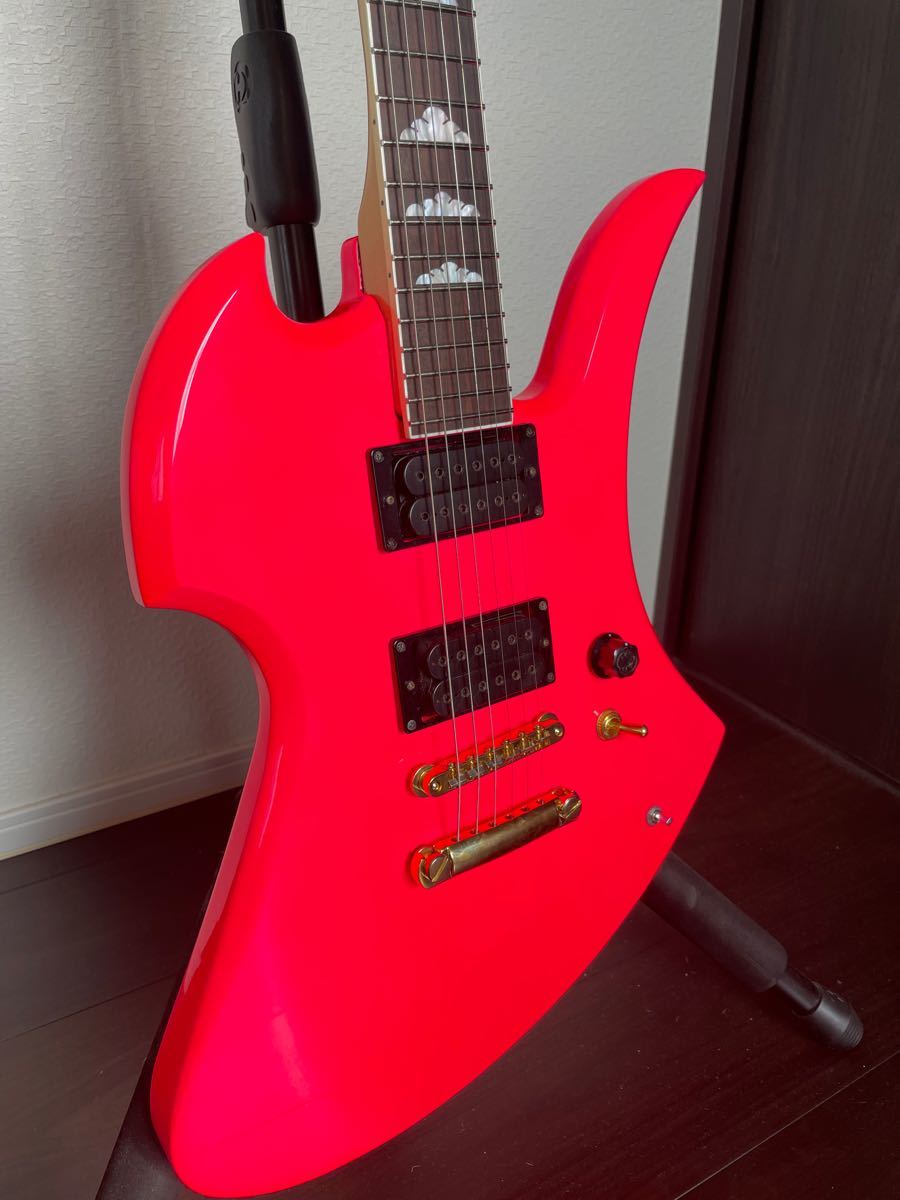 FERNANDES Burny モッキンバード カスタムモデル ショッキング FERNANDES Burny モッキンバード カスタムモデル ショッキング