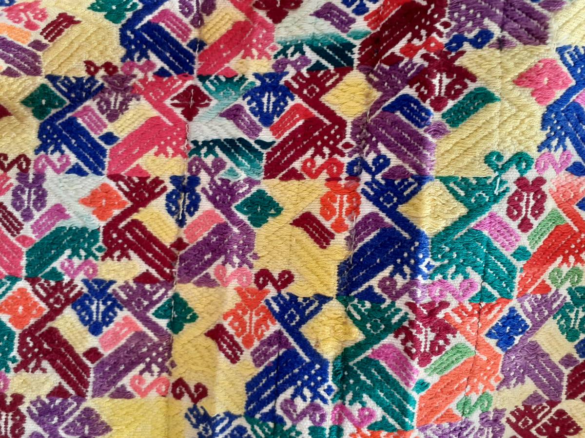 ウイピル　刺繍　グアテマラ織　民族衣裳_画像2