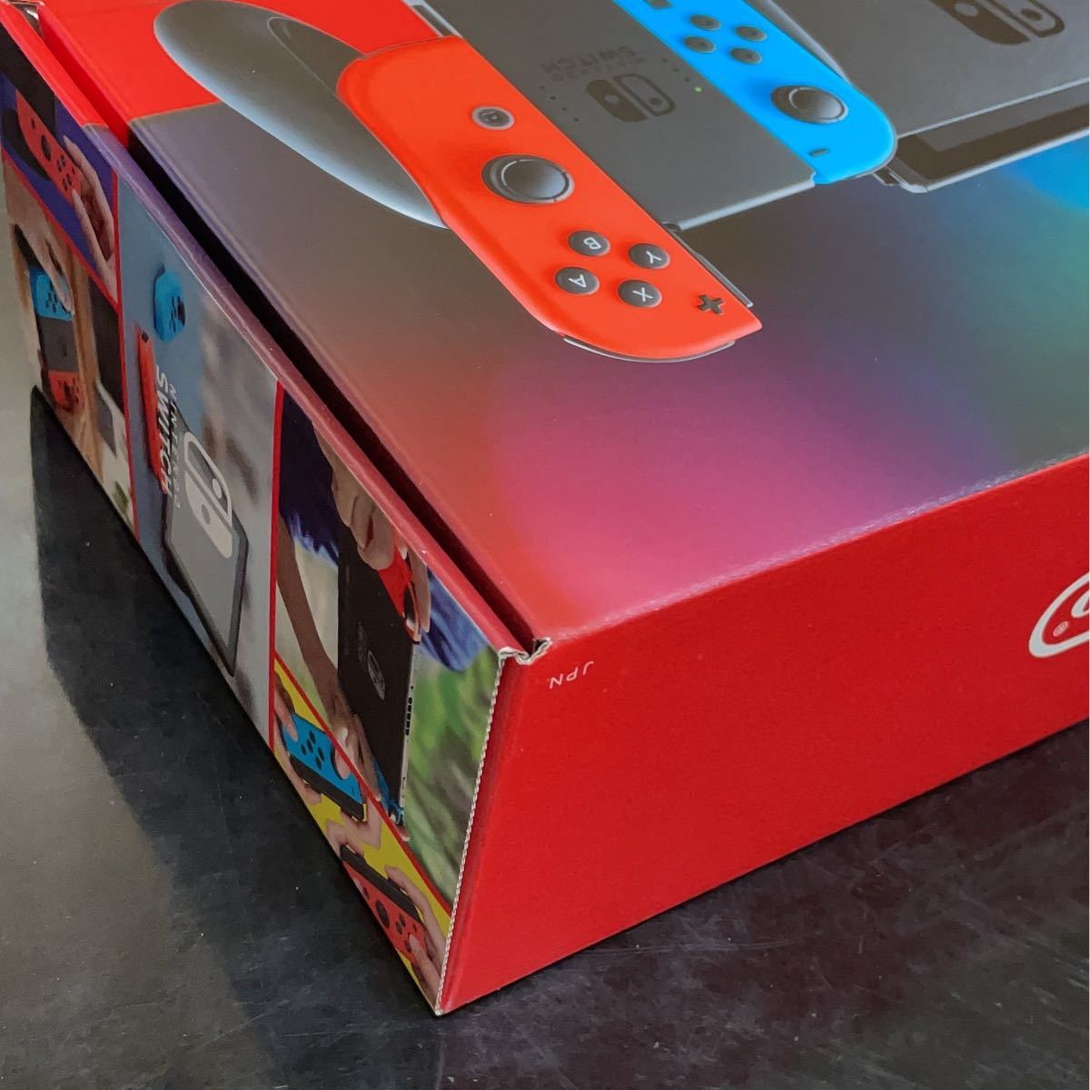 ニンテンドー　スイッチ　新品　未使用　未開封　Nintendo　switch　ネオン　ブルー
