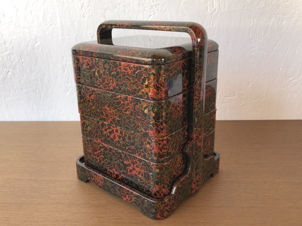 初回限定お試し価格】 未使用品 保存品 津軽塗 唐塗 5.5寸 四段手提