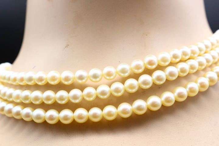 MIKIMOTO / pearl necklace / 3 ream / Mikimoto / pearl /. tree book@ pearl / Vintage / Vintage 