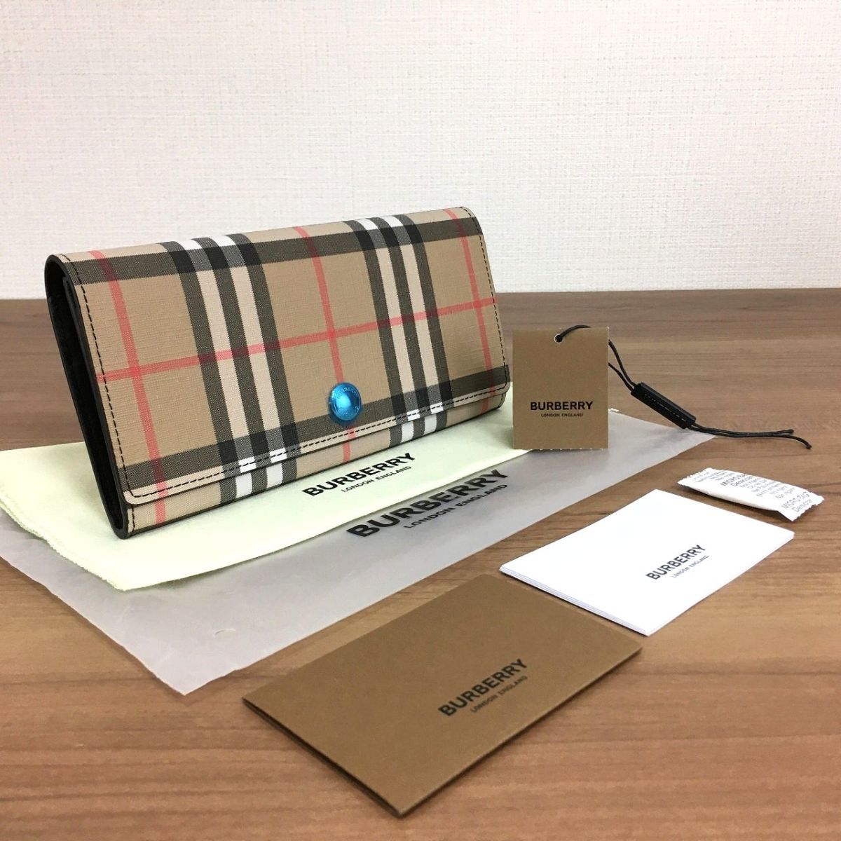 未使用品 BURBERRY 二つ折り長財布 バーバリーチェック 472-