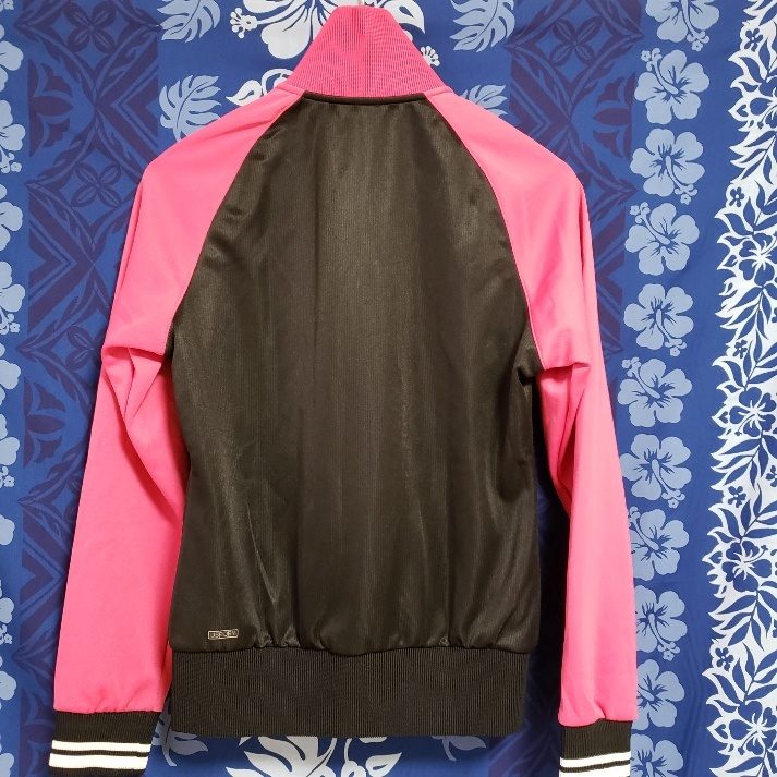 プーマ ジャケット 上着トップス ジップジャンパー サイズ L カラーブラック＆ピンク PUMA 素材ポリエステル100％ 新品 _画像5