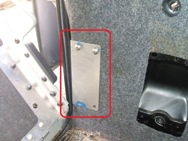 MH22S ワゴンR 福祉車両 車いす固定部のサイドカバーステー 左右_画像3
