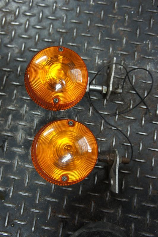 最大53%OFFクーポン 新品未使用12V Z2タイプウインカー 4個セット 新品未使用12V Z2タイプウインカー 2個セット