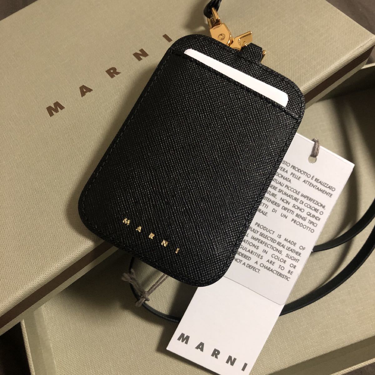 2022年春夏再販！ 極美品✨ MARNI サフィアーノ カーフスキン バイ