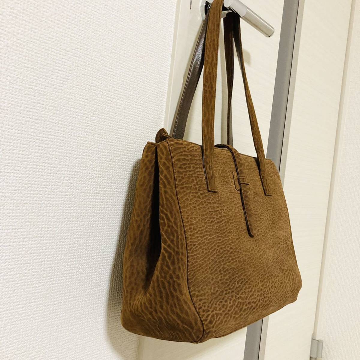★シールスキン/アザラシ革 ハンドバッグ ブラウン系 希少 レア レア商品 シールスキン アザラシ革 海豹 ハンドバッグ BR 茶色