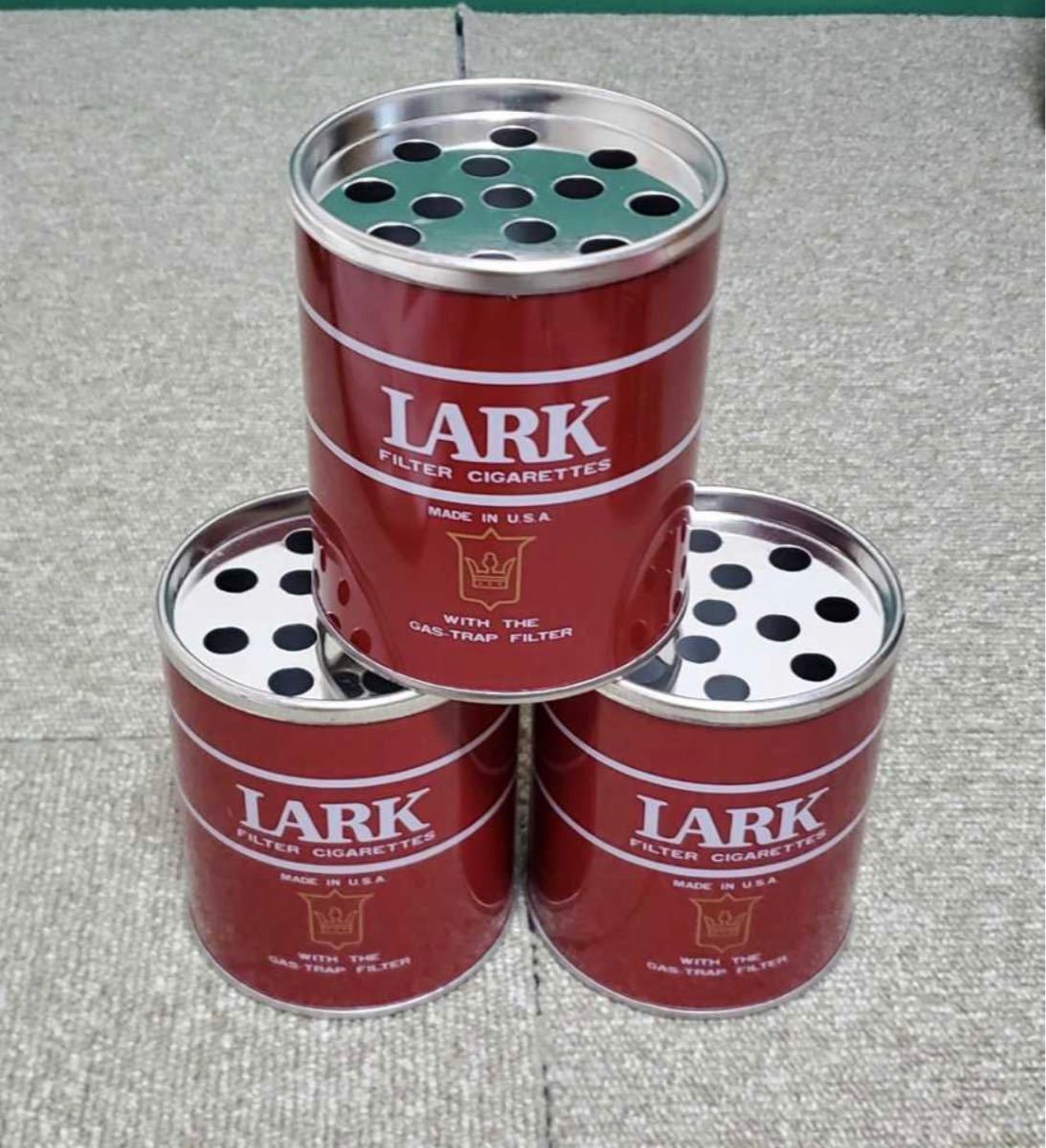 昭和　レトロ　LARK　ラーク　灰皿　ノベルティ　サイズ高さ　10㎝直径　8.5㎝元箱あり未使用品　経年劣化あり　3箱_画像2