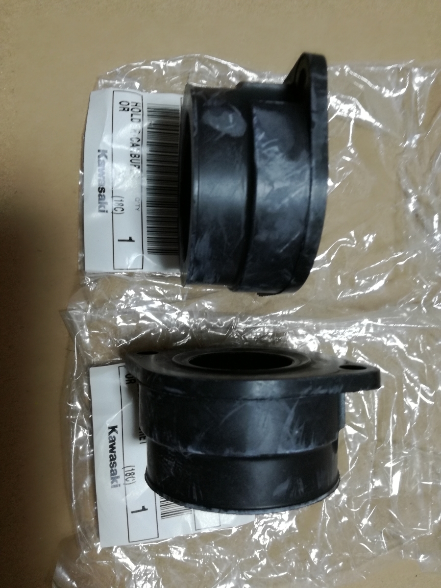 ☆ Z250FT KAWASAKI 純正 キヤブレター インシュレーター 新品 KZ250A_画像3