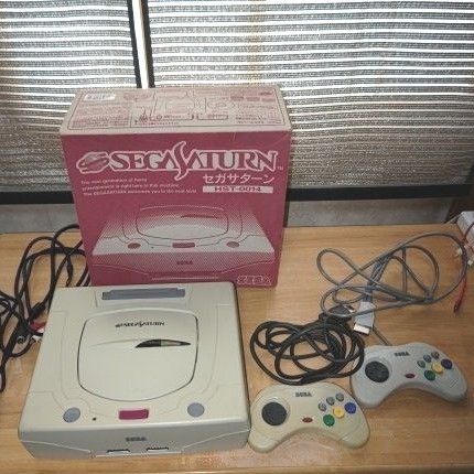 セガサターン　SEGA SATURN　本体　初期モデル レア