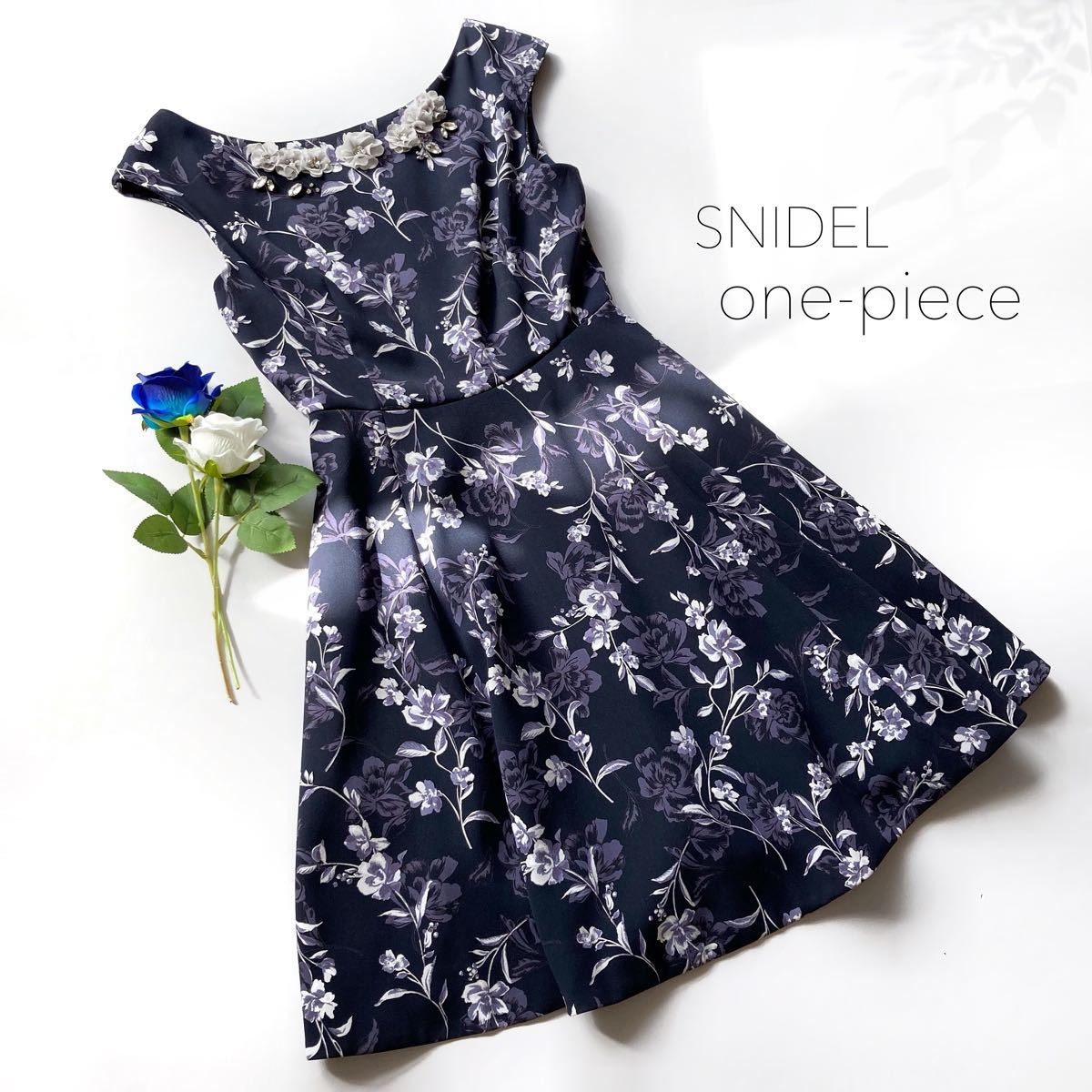 美品 スナイデル snidel フォーマルドレス 膝丈ワンピース 花柄 美品 スナイデル snidel フォーマルドレス 膝丈ワンピース 花柄