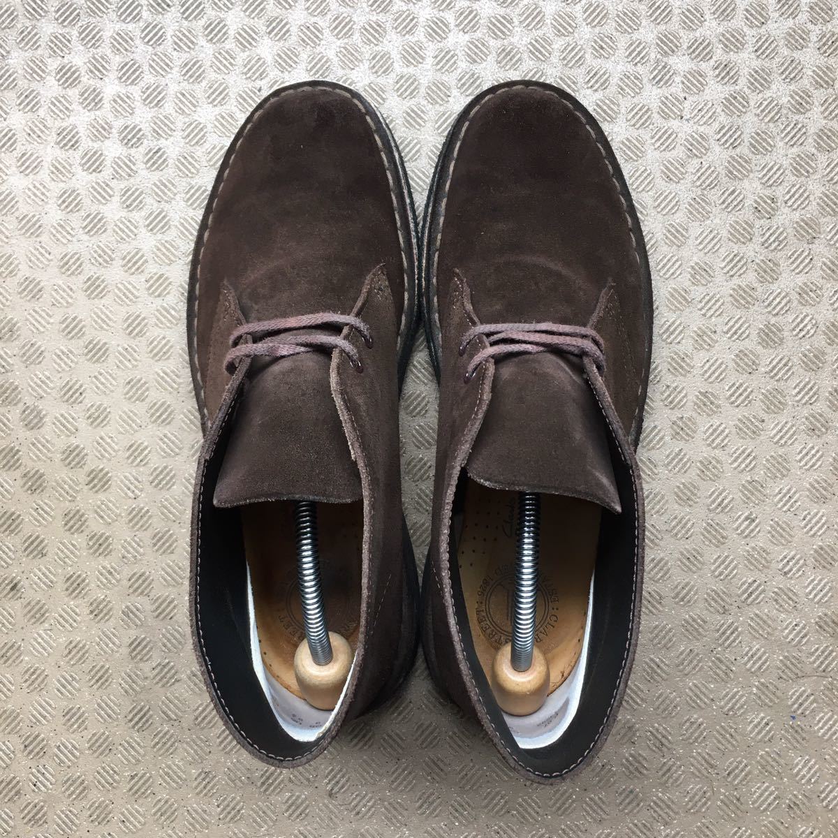 ★【 Clarks 】★ 王道！スエード デザートブーツ ★サイズ9 1/2_画像2