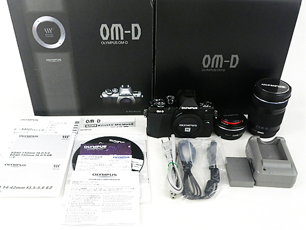 美品 OLYMPUS オリンパス ミラーレス一眼カメラ OM-D E-M10 MarkII