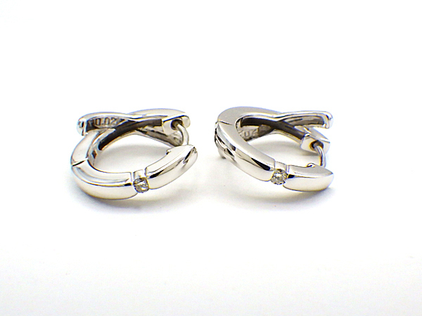 Star Jewelry スタージュエリー ダイヤ付き ピアス K18ホワイト