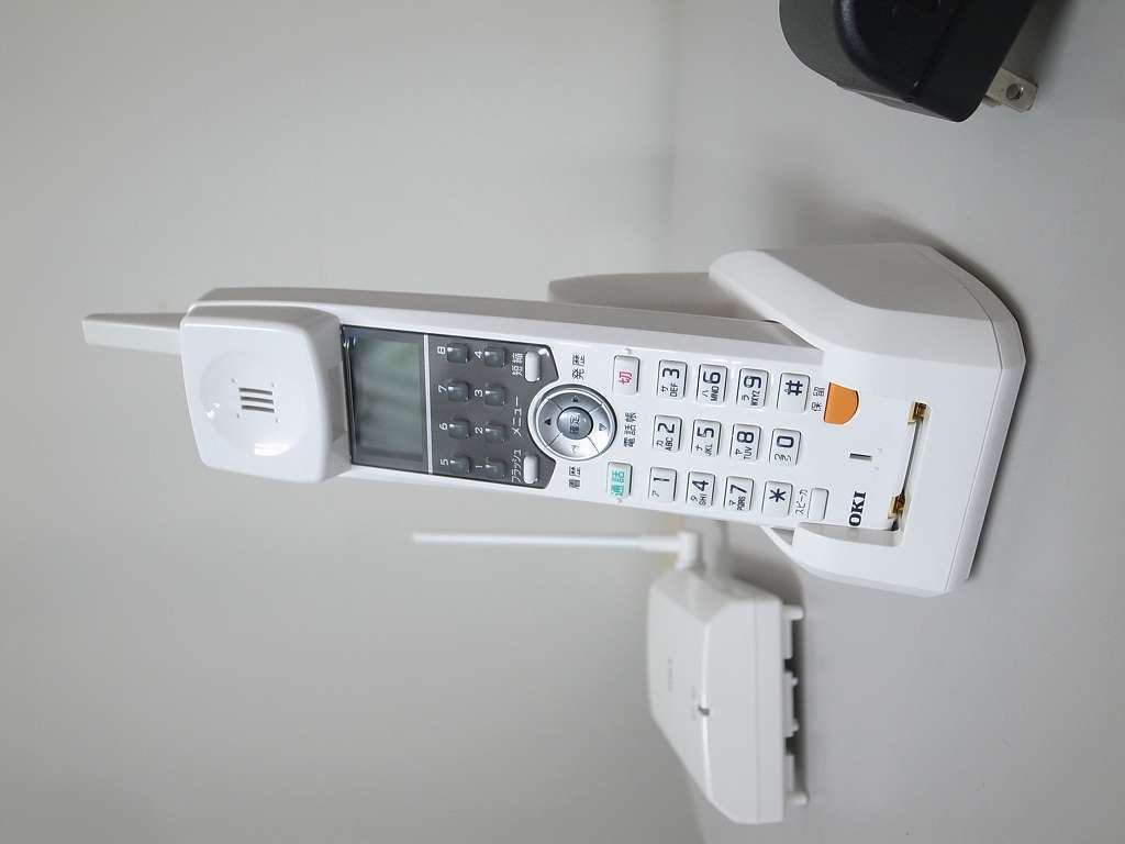 □【☆美品☆】 OKI CrosCore コードレス 【CL-8DK-W】 (4 □【☆美品☆】 OKI CrosCore コードレス 【CL-8DK-W】 (4