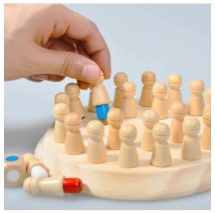 モンテッソーリ子供のための教育玩具チェスパズルゲーム