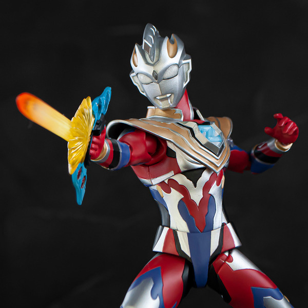 ★♪☆♪国内正規品 魂ウェブ商店 限定 バンダイ S.H.Figuarts ウルトラマンゼット ガンマフューチャー 輸送箱未開封品★♪☆♪_見本画像です。