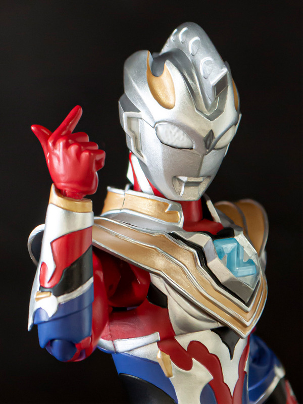 ★♪☆♪国内正規品 魂ウェブ商店 限定 バンダイ S.H.Figuarts ウルトラマンゼット ガンマフューチャー 輸送箱未開封品★♪☆♪_見本画像です。