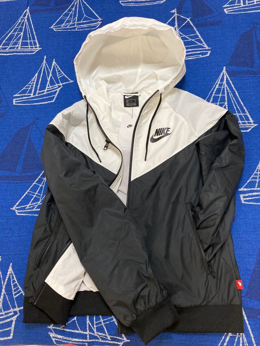 NIKE ナイキ ウインドブレーカージャケットレディースフーディ NIKE ナイキ ウインドブレーカージャケットレディースフーディ