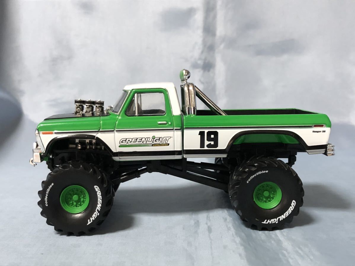 グリーンライト製  フォード F-250 モンスター トラック   1974年    1/43の画像1