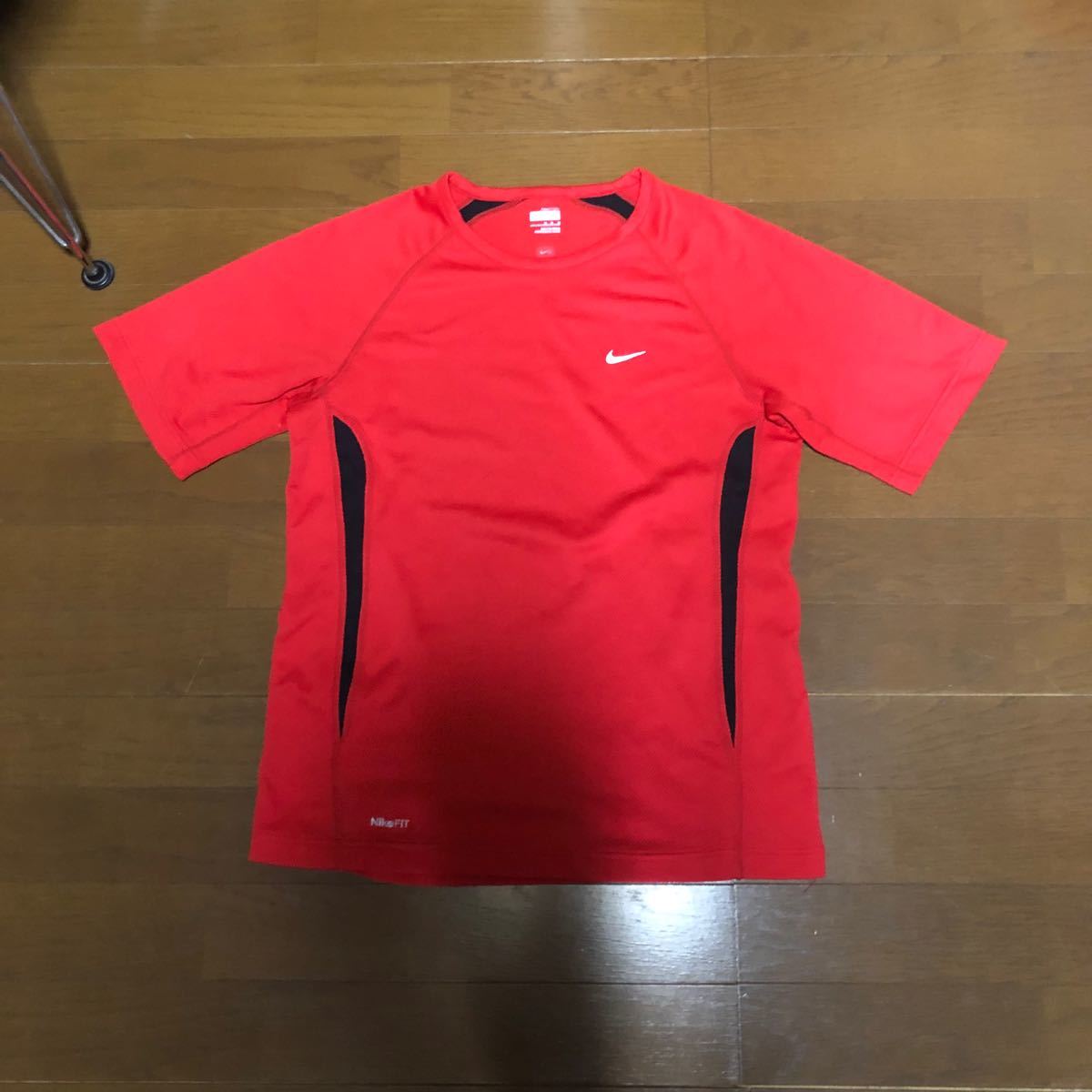 Nike ナイキ  dryfit ドライシャツ　nike+ ロゴ　リフレクター　スポーツ ランニングTシャツ　半袖 tシャツ