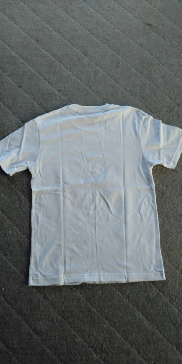 ユニクロ　UNIQLO UT SPRZ NY MoMA ライアン・マクギネス　Tシャツ　メンズSサイズ　未使用品　レア_画像2