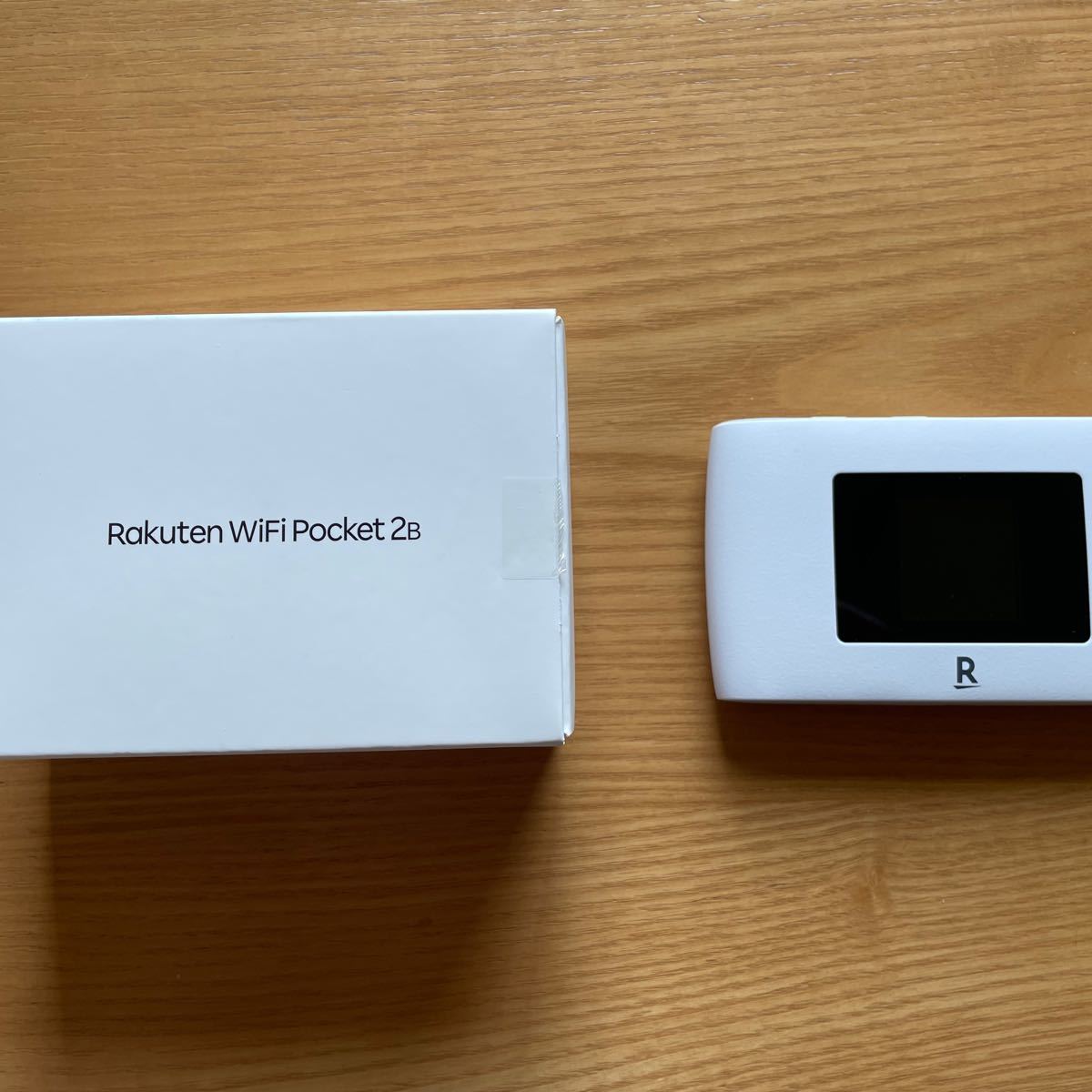 Rakuten WiFi Pocket 2B テストのみほぼ未使用