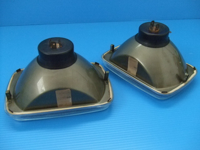 当時物 新品2個 CIBIE 角目2灯 ヘッドライト 旧車 昭和 シビエ ヘッドランプ 角目 角形 角型 角 AE86 AE85 ハチロク イニシャルD 品番F1_画像6