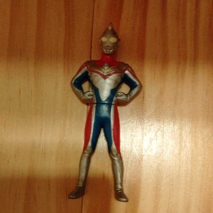 Ultraman Dyna мини фигурка sofvi d25