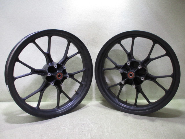 E*RS4 125 for rom and rear (before and after) wheel 901 original. torn off less.*11 year.17×2.75&17×3.50. free shipping ( one part region except out )( for searching )RS50.RS125.