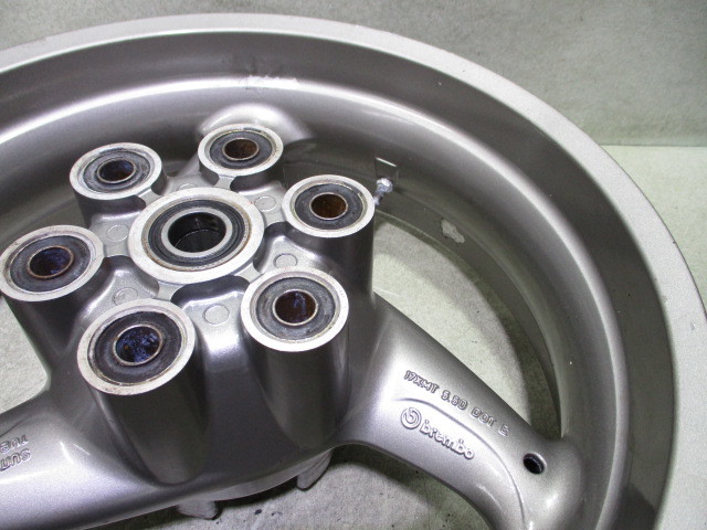 E◆M900IE用リアホイール903　純正.めくれ無し.17×5.50.ｂrembo.送料無料(一部地域除外)〔検索用〕モンスター.900SS.SL.ST2.ST4.M400._画像5