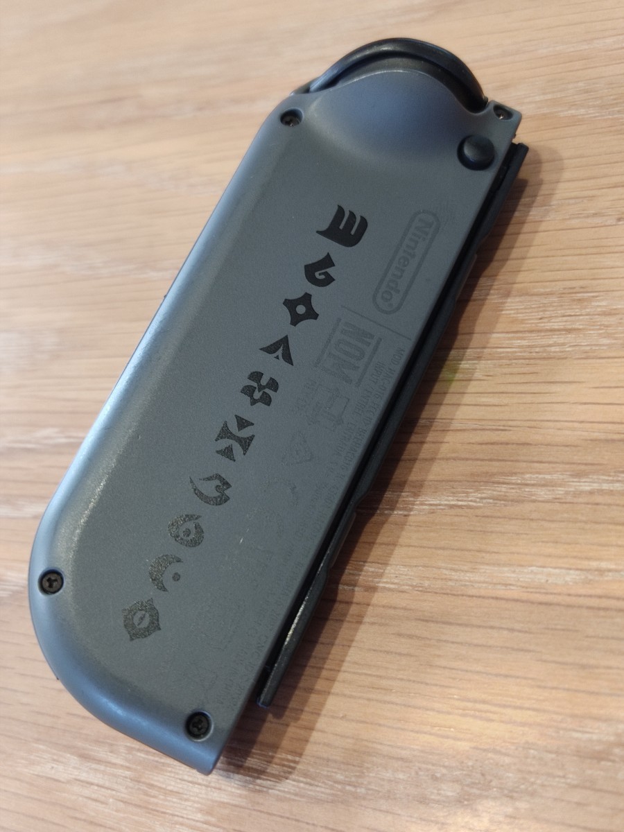 ジョイコン　右側　モンスターハンターライズ モデル　 Joy-Con(R) ニンテンドースイッチ Nintendo Switch