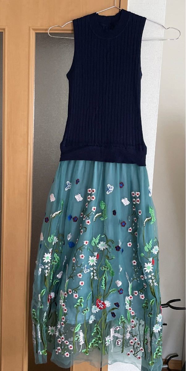 Paypayフリマ バイマ 刺繍 花柄 ワンピース M Paypayフリマ バイマ 刺繍 花柄 ワンピース M