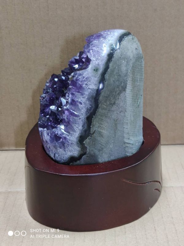 即決 紫水晶 アメジスト 原石 G インテリア 置物 浄化 パワーストーン 台座付属 風水の画像2