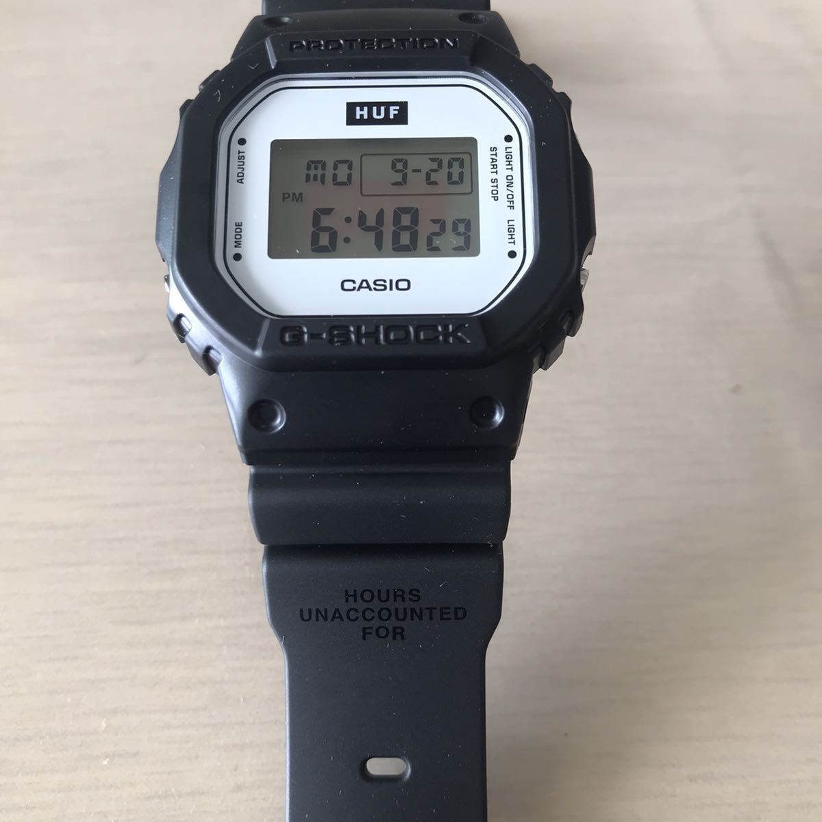 【新品未使用】G-SHOCK DW-5600HUF-1 HUFコラボ 超貴重 レアモデル CASIO Gショック ハフコラボ_画像4