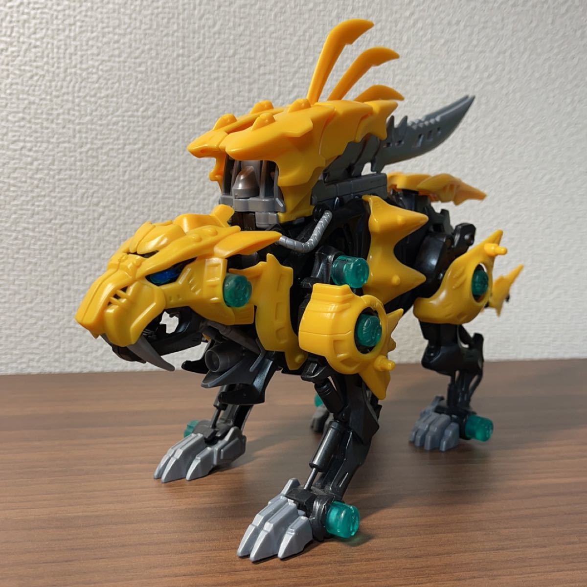 ゾイドワイルド【ファングタイガー】組立済み(ジャンク品 ゾイドワイルド【ファングタイガー】組立済み(ジャンク品