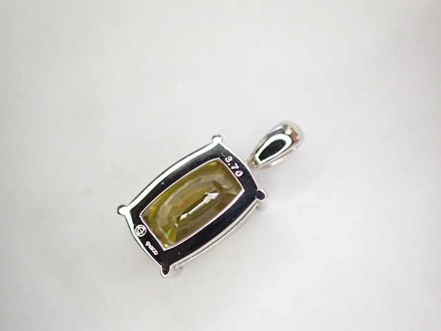 美品 Pt900 スフェーン3.70ct ペンダントトップ 鑑別書付き | www.eko