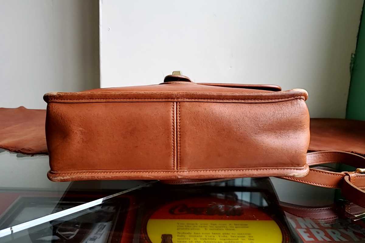 買い上げで送料無料 【美品】OLD ハンドバッグ 本革 イタリア製 オールドコーチ COACH ハンドバッグ